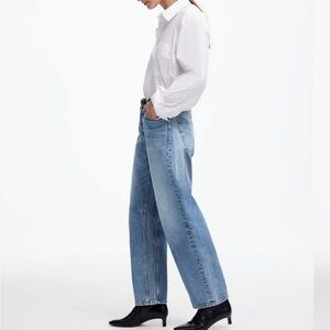 New with tags! Madewell darted barrel Jeans size 33 tall